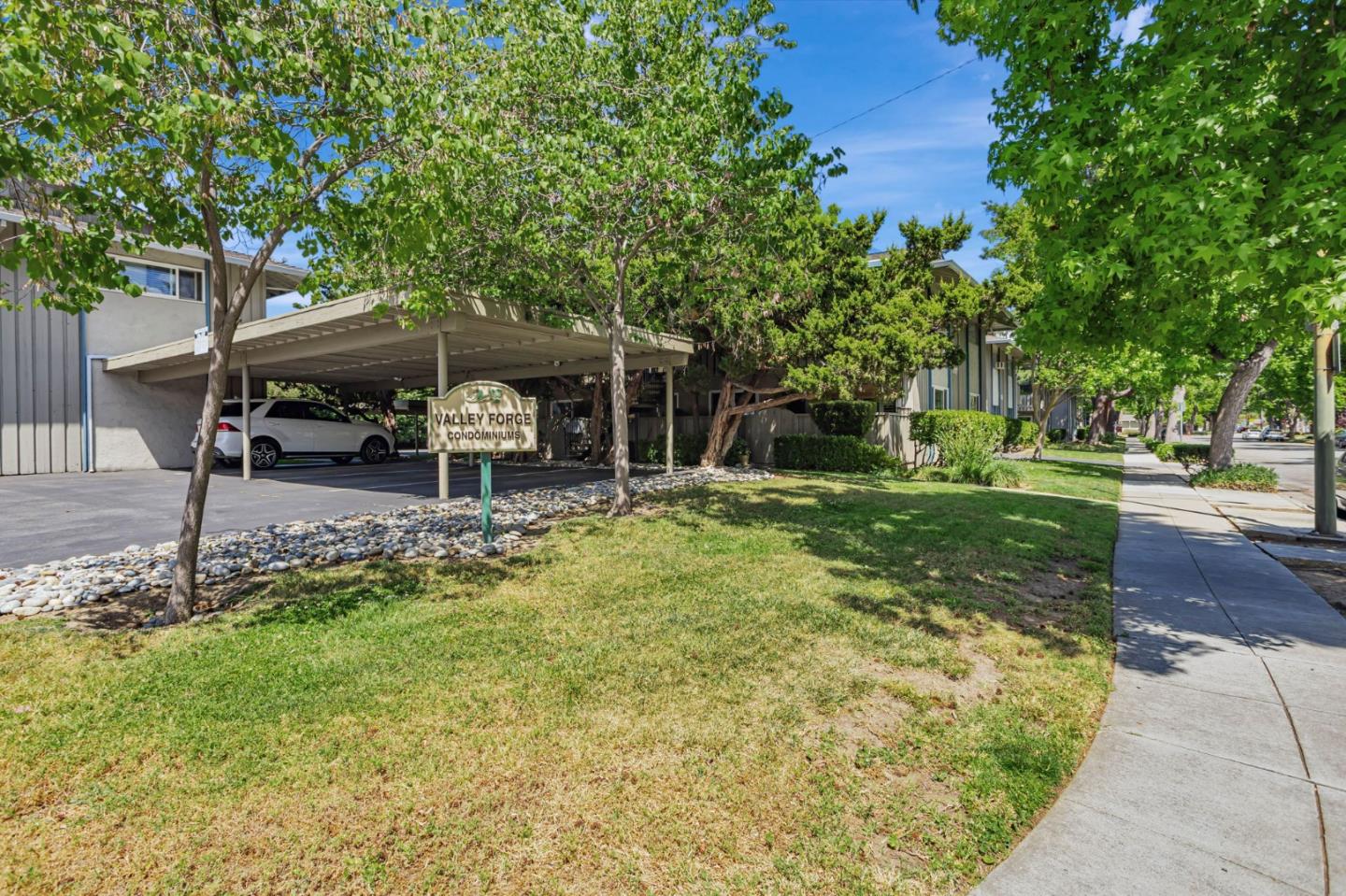 Detail Gallery Image 43 of 59 For 561 Valley Forge Way #4,  Campbell,  CA 95008 - 2 Beds | 1 Baths