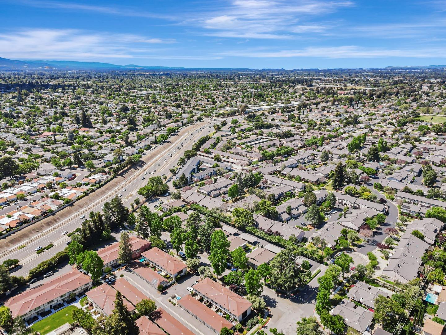 Detail Gallery Image 56 of 59 For 561 Valley Forge Way #4,  Campbell,  CA 95008 - 2 Beds | 1 Baths