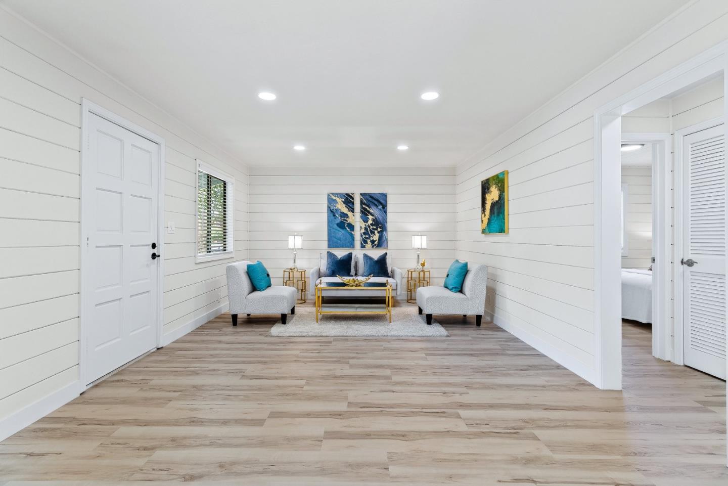 Detail Gallery Image 7 of 37 For 1105 Valota Rd, Redwood City,  CA 94061 - 5 Beds | 3 Baths