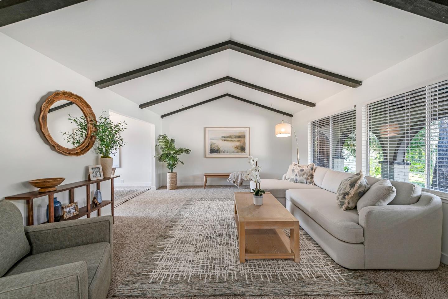 Detail Gallery Image 2 of 15 For 6843 Dalmeny Ct, San Jose,  CA 95120 - 4 Beds | 2/1 Baths