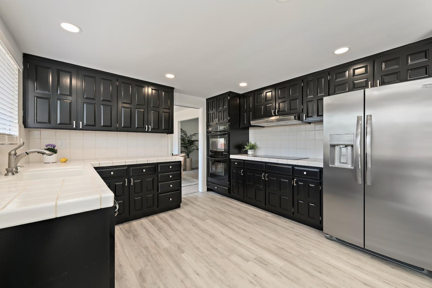 Detail Gallery Image 4 of 15 For 6843 Dalmeny Ct, San Jose,  CA 95120 - 4 Beds | 2/1 Baths