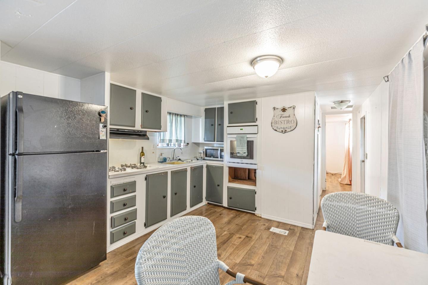 Detail Gallery Image 14 of 36 For 500 W 10 St #134,  Gilroy,  CA 95020 - 2 Beds | 1/1 Baths
