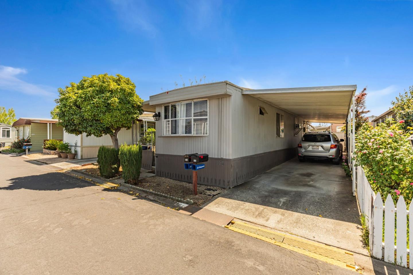 Detail Gallery Image 2 of 36 For 500 W 10 St #134,  Gilroy,  CA 95020 - 2 Beds | 1/1 Baths