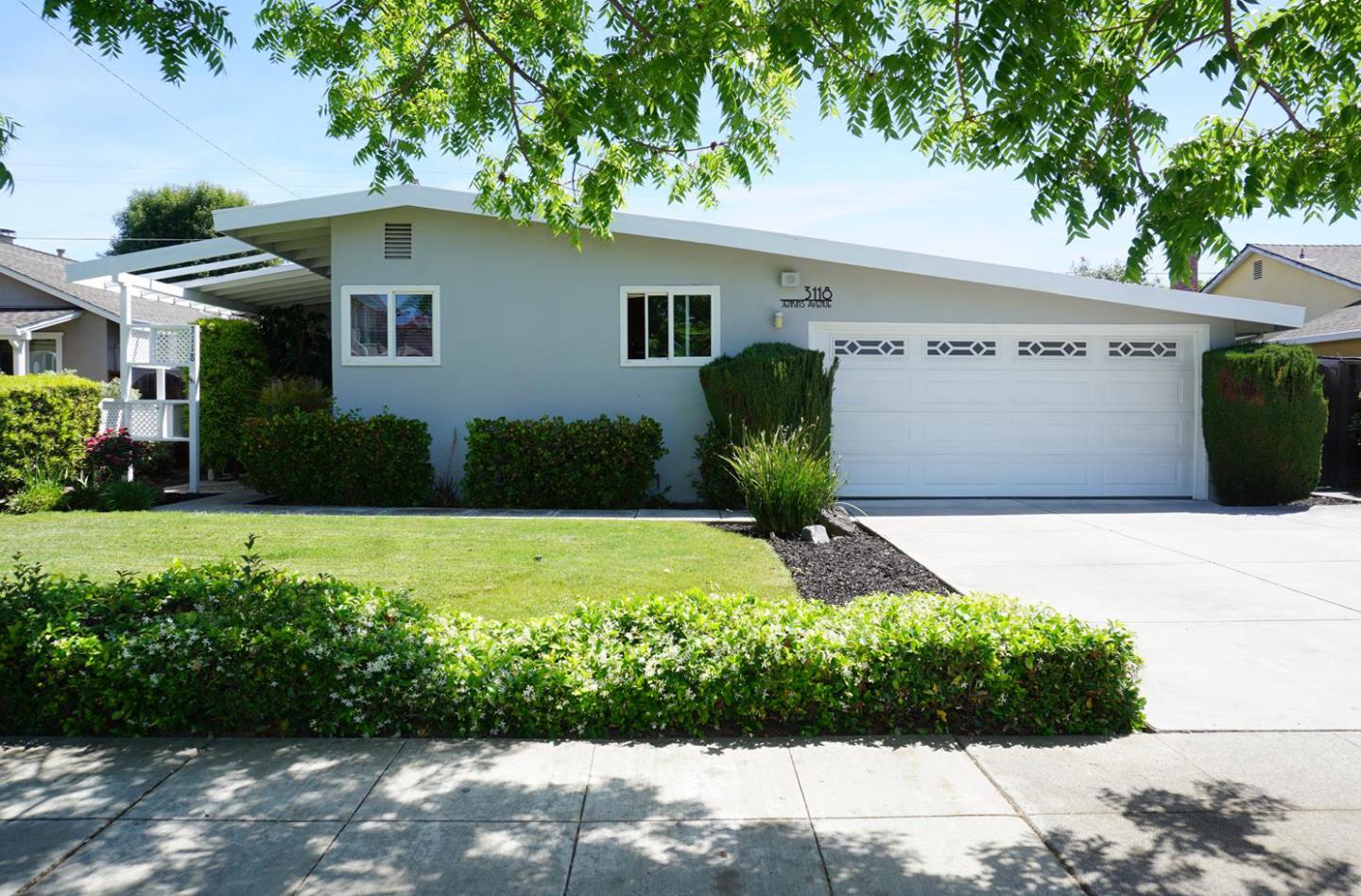 Detail Gallery Image 2 of 38 For 3118 Jenkins Ave, San Jose,  CA 95118 - 3 Beds | 2 Baths
