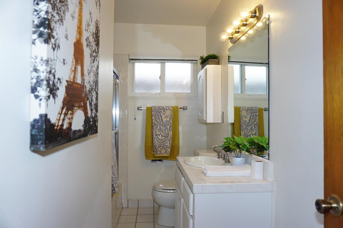 Detail Gallery Image 21 of 38 For 3118 Jenkins Ave, San Jose,  CA 95118 - 3 Beds | 2 Baths