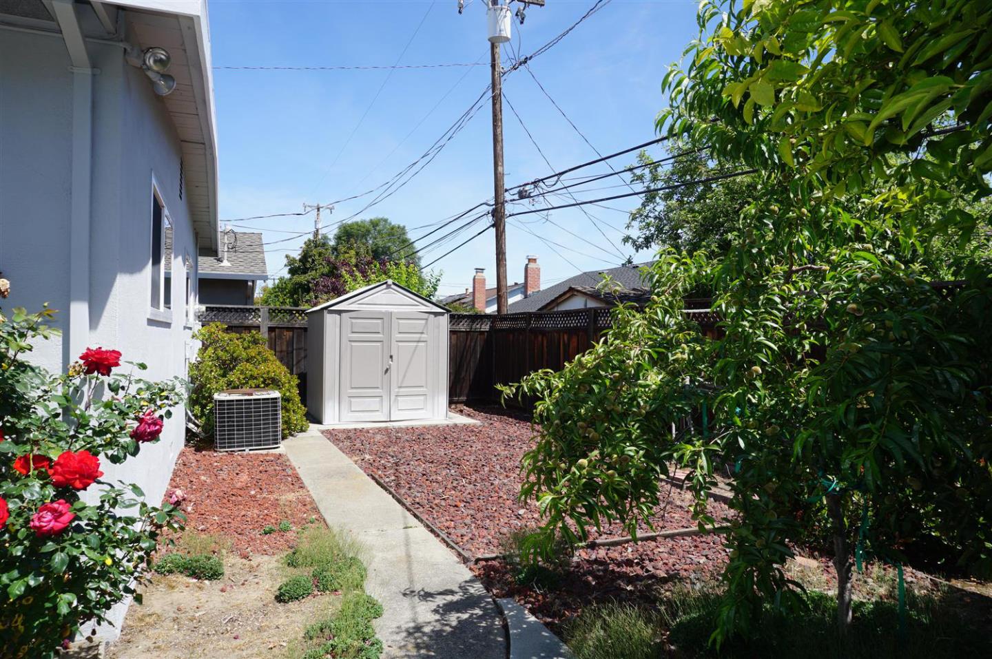 Detail Gallery Image 33 of 38 For 3118 Jenkins Ave, San Jose,  CA 95118 - 3 Beds | 2 Baths