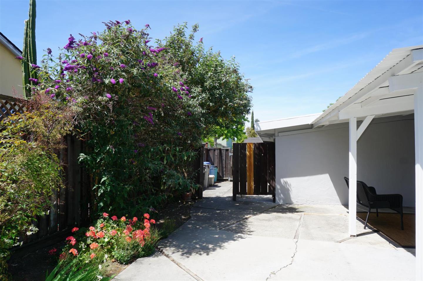 Detail Gallery Image 34 of 38 For 3118 Jenkins Ave, San Jose,  CA 95118 - 3 Beds | 2 Baths