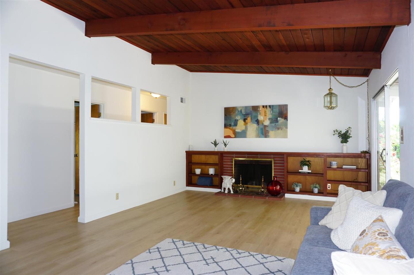 Detail Gallery Image 9 of 38 For 3118 Jenkins Ave, San Jose,  CA 95118 - 3 Beds | 2 Baths