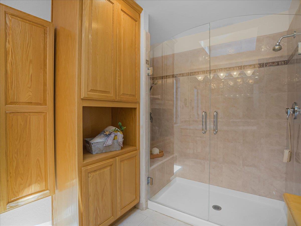 Detail Gallery Image 17 of 62 For 10623 Glenview Ave, Cupertino,  CA 95014 - 3 Beds | 3 Baths