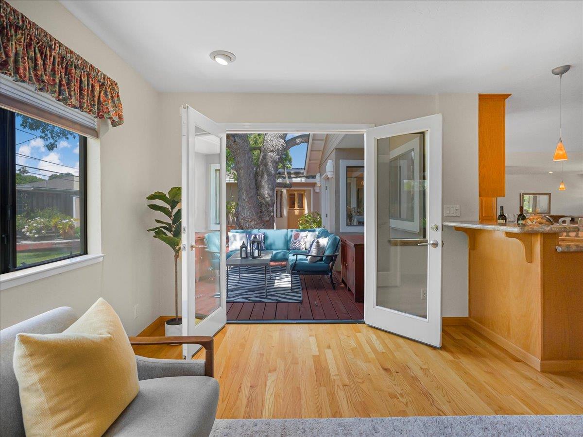 Detail Gallery Image 24 of 62 For 10623 Glenview Ave, Cupertino,  CA 95014 - 3 Beds | 3 Baths