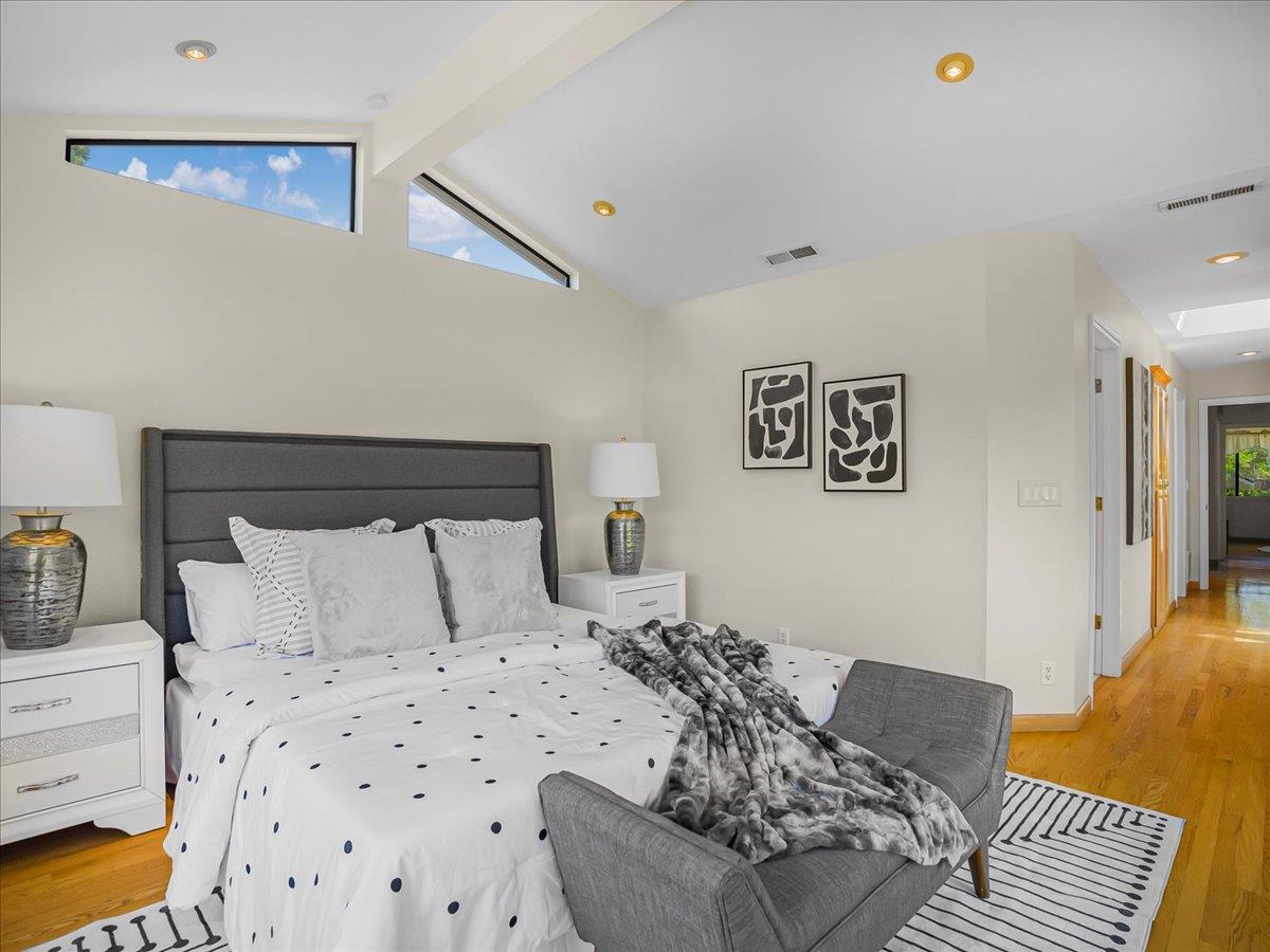 Detail Gallery Image 27 of 62 For 10623 Glenview Ave, Cupertino,  CA 95014 - 3 Beds | 3 Baths