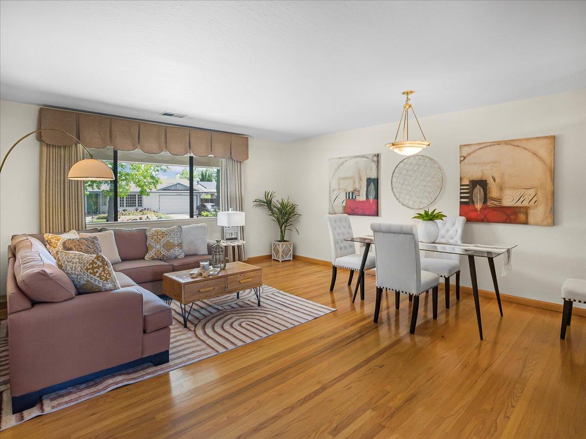 Detail Gallery Image 9 of 62 For 10623 Glenview Ave, Cupertino,  CA 95014 - 3 Beds | 3 Baths