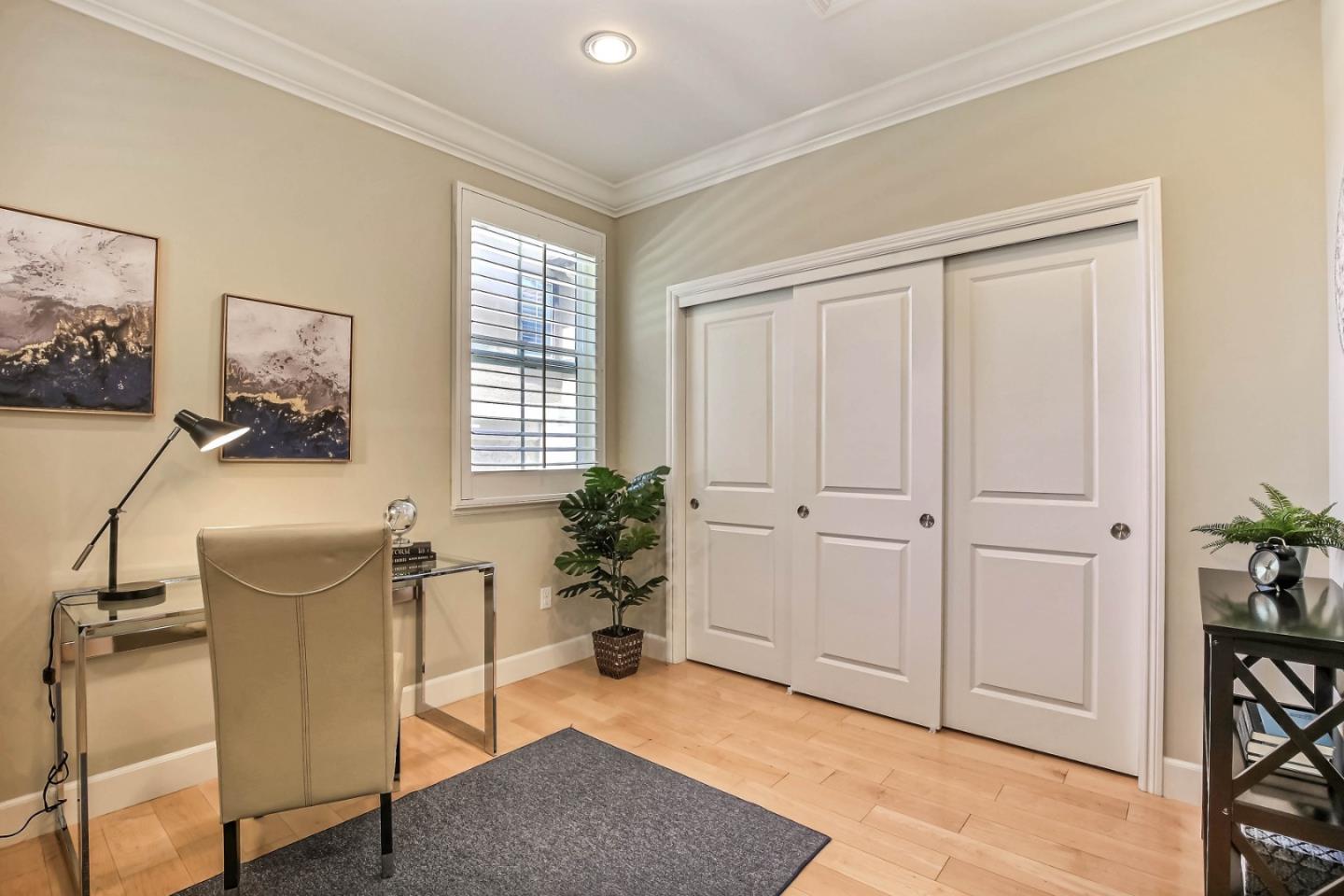 Detail Gallery Image 10 of 20 For 3263 La Rochelle Way, San Jose,  CA 95135 - 4 Beds | 3 Baths