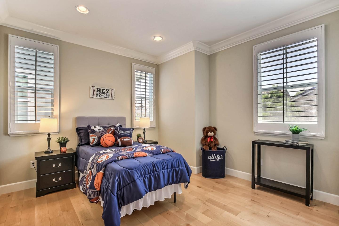 Detail Gallery Image 17 of 20 For 3263 La Rochelle Way, San Jose,  CA 95135 - 4 Beds | 3 Baths