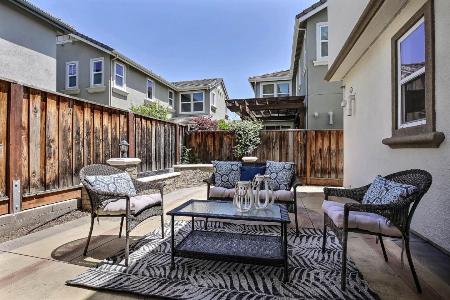 Detail Gallery Image 19 of 20 For 3263 La Rochelle Way, San Jose,  CA 95135 - 4 Beds | 3 Baths