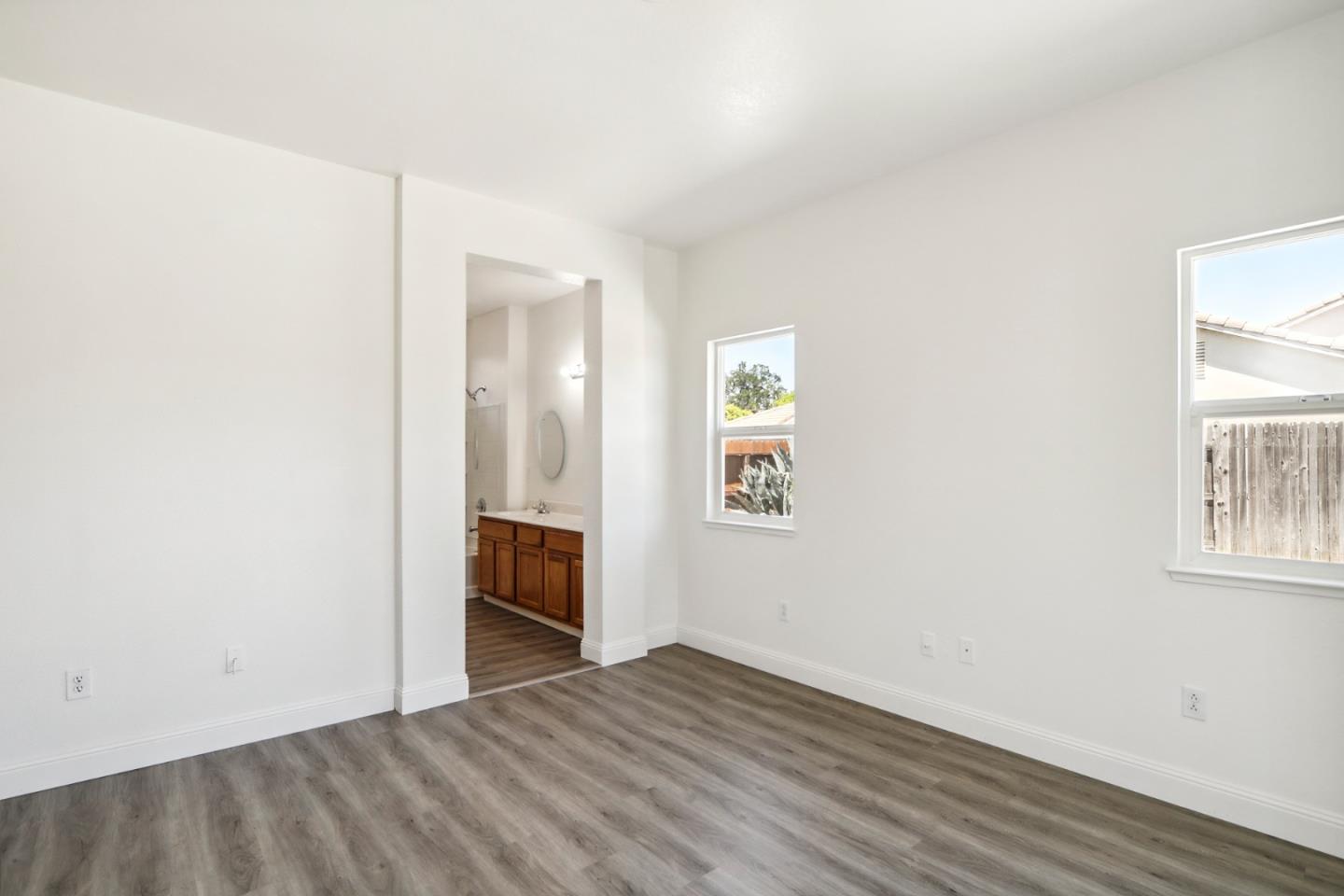 Detail Gallery Image 17 of 30 For 2082 Danvers Way, Sacramento,  CA 95832 - 3 Beds | 2 Baths