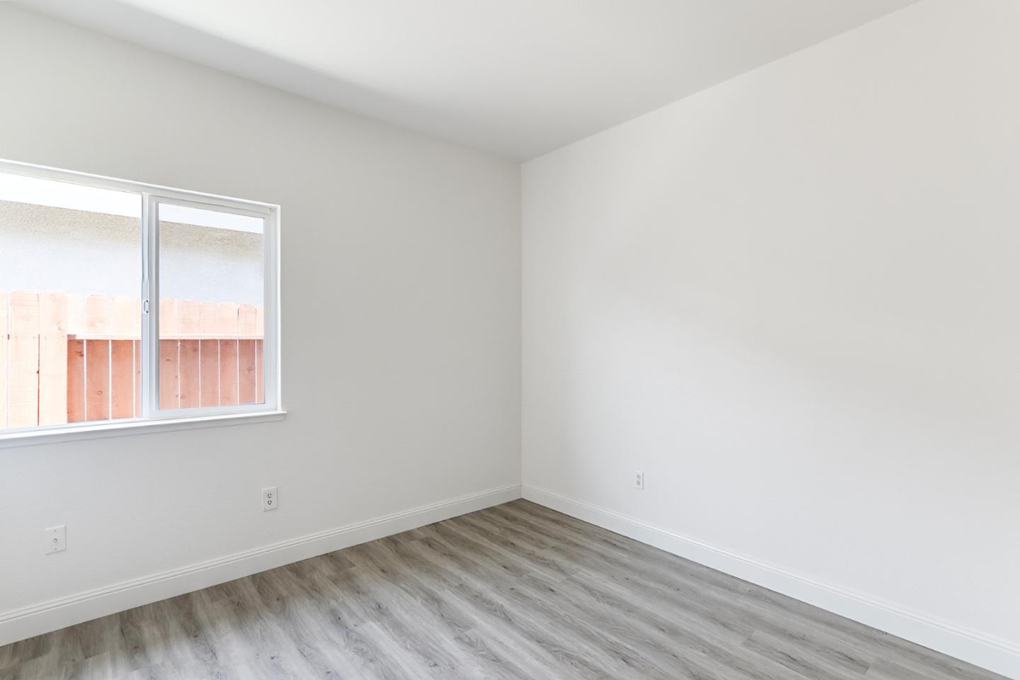 Detail Gallery Image 22 of 30 For 2082 Danvers Way, Sacramento,  CA 95832 - 3 Beds | 2 Baths