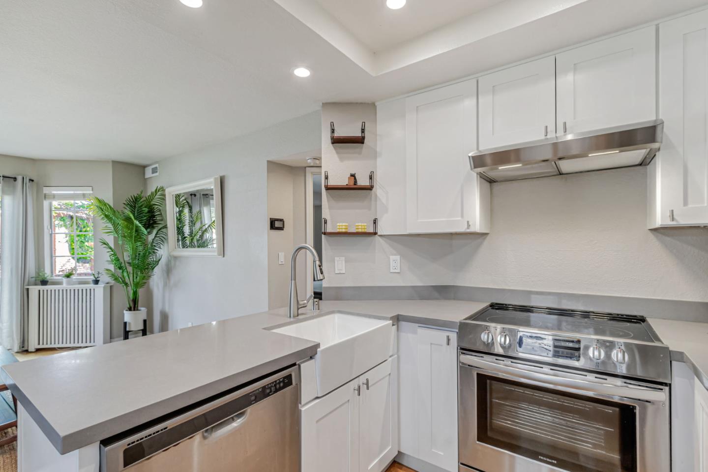 Detail Gallery Image 10 of 19 For 2287 Wine Maker Way, San Jose,  CA 95124 - 1 Beds | 1 Baths