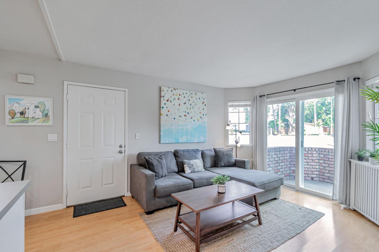 Detail Gallery Image 4 of 19 For 2287 Wine Maker Way, San Jose,  CA 95124 - 1 Beds | 1 Baths