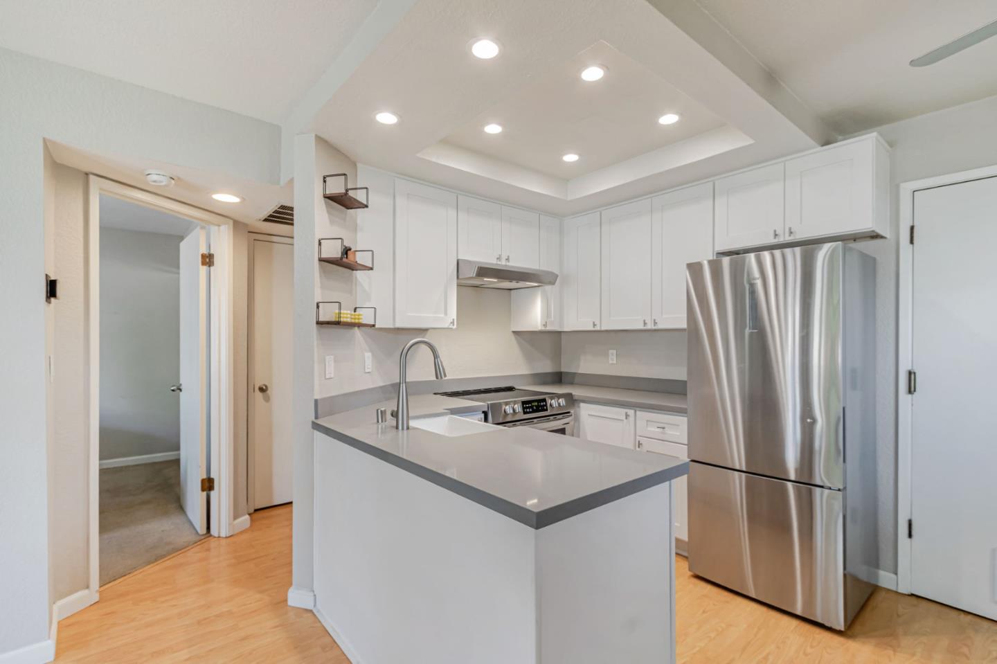 Detail Gallery Image 9 of 19 For 2287 Wine Maker Way, San Jose,  CA 95124 - 1 Beds | 1 Baths