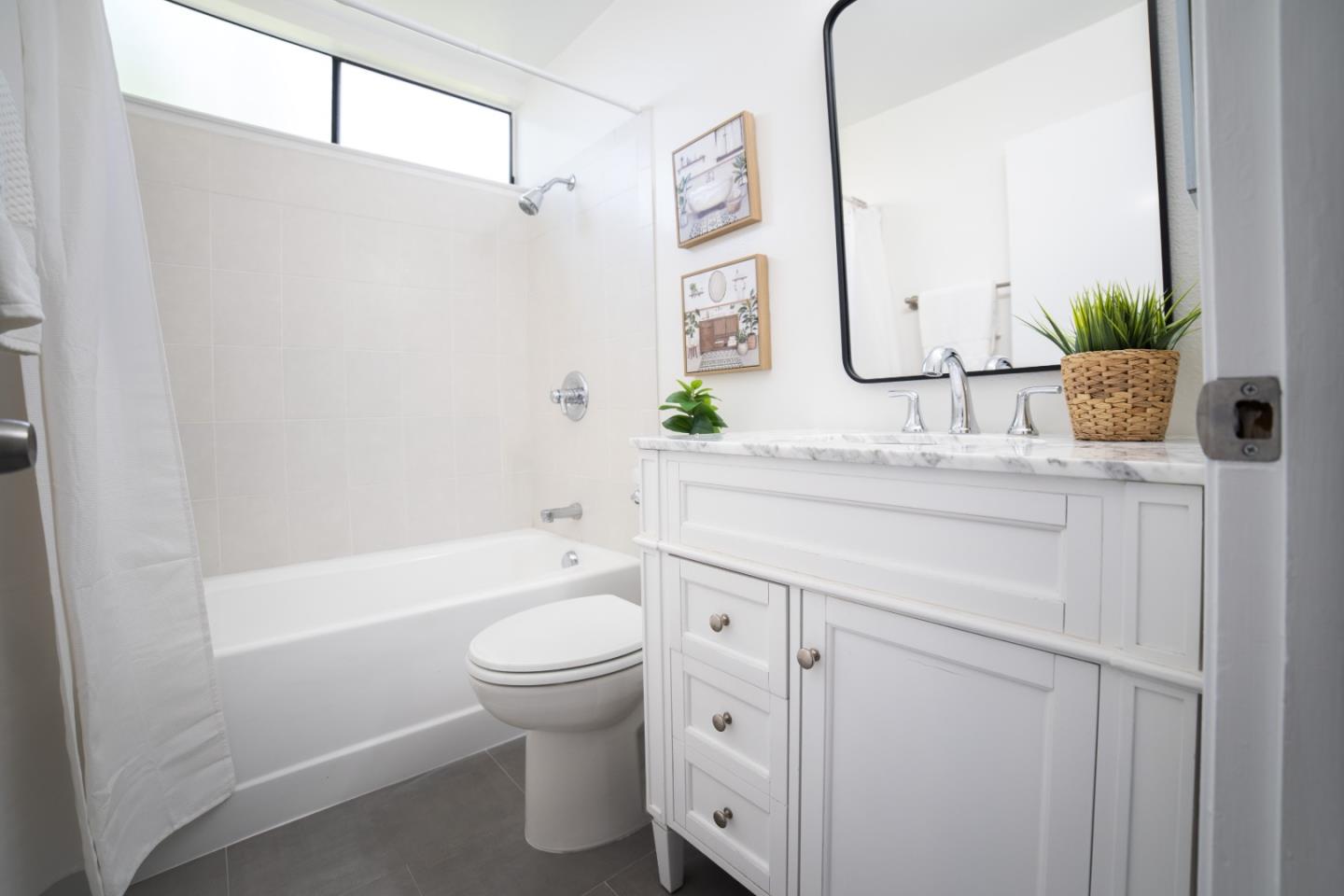 Detail Gallery Image 28 of 45 For 801 Ram Ln, Foster City,  CA 94404 - 3 Beds | 2/1 Baths