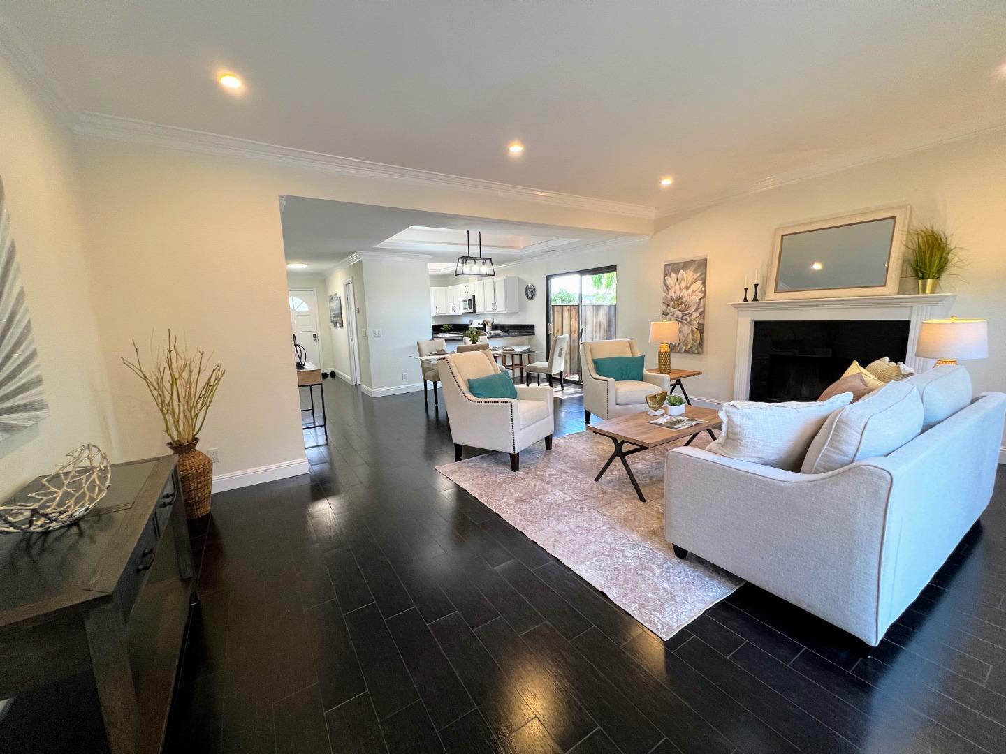Detail Gallery Image 5 of 45 For 801 Ram Ln, Foster City,  CA 94404 - 3 Beds | 2/1 Baths