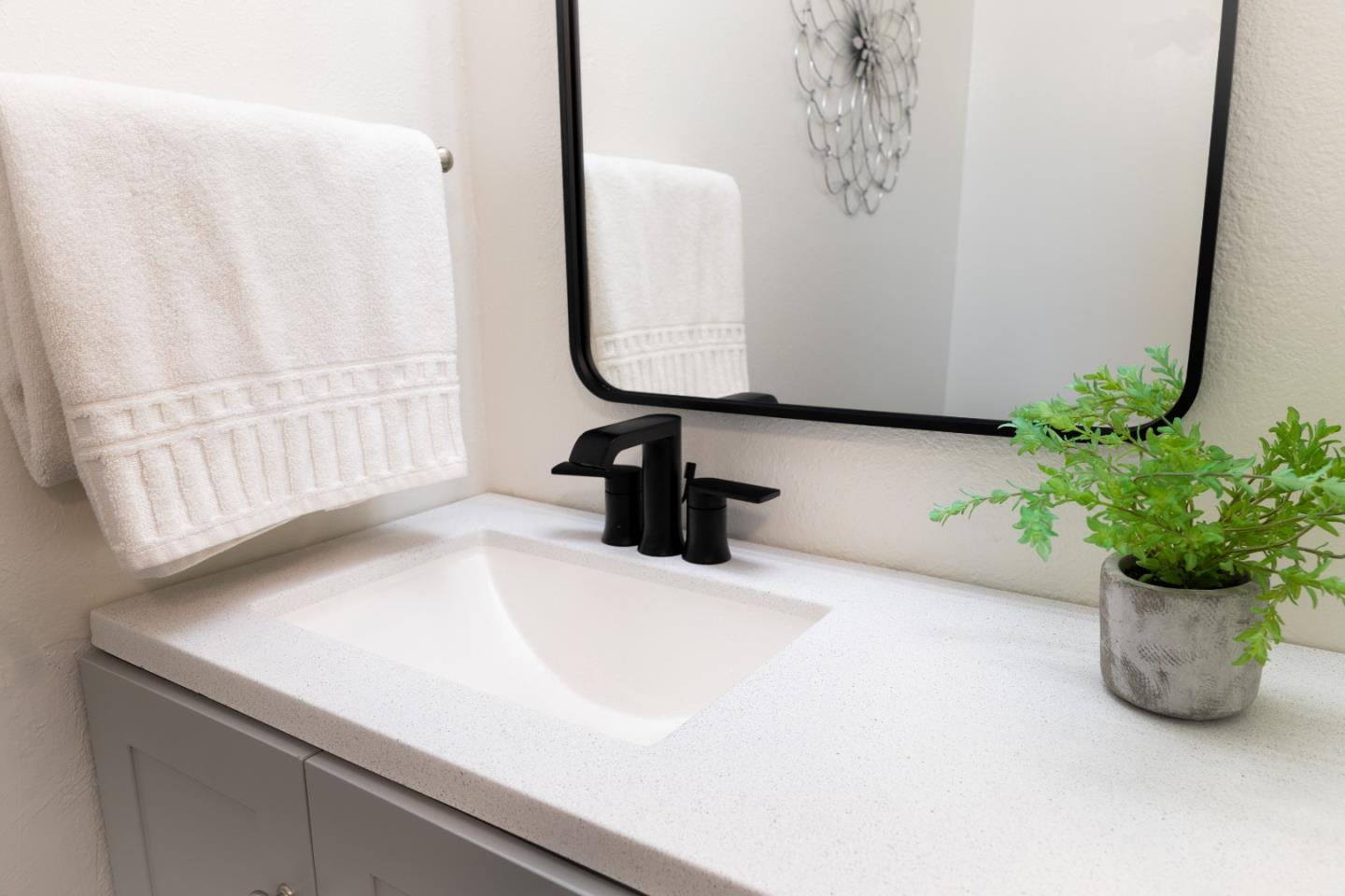 Detail Gallery Image 9 of 45 For 801 Ram Ln, Foster City,  CA 94404 - 3 Beds | 2/1 Baths