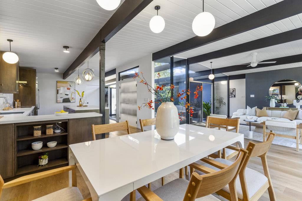 Detail Gallery Image 14 of 62 For 2366 Fairglen Dr, San Jose,  CA 95125 - 4 Beds | 2 Baths