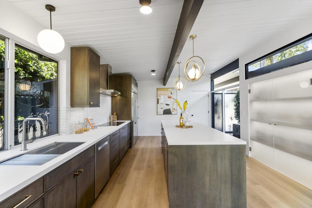 Detail Gallery Image 19 of 62 For 2366 Fairglen Dr, San Jose,  CA 95125 - 4 Beds | 2 Baths