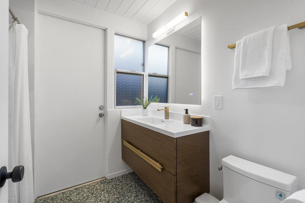 Detail Gallery Image 28 of 62 For 2366 Fairglen Dr, San Jose,  CA 95125 - 4 Beds | 2 Baths