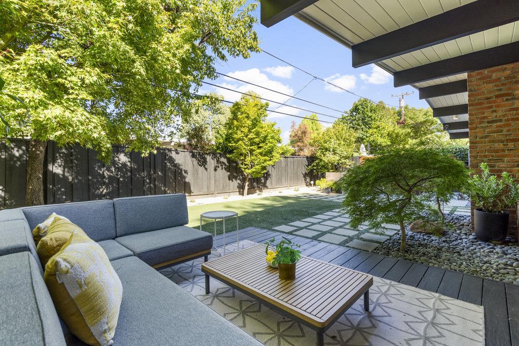 Detail Gallery Image 42 of 62 For 2366 Fairglen Dr, San Jose,  CA 95125 - 4 Beds | 2 Baths