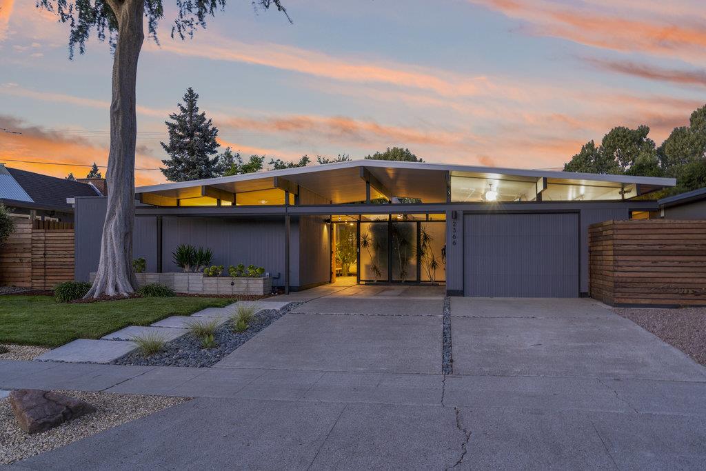 Detail Gallery Image 44 of 62 For 2366 Fairglen Dr, San Jose,  CA 95125 - 4 Beds | 2 Baths
