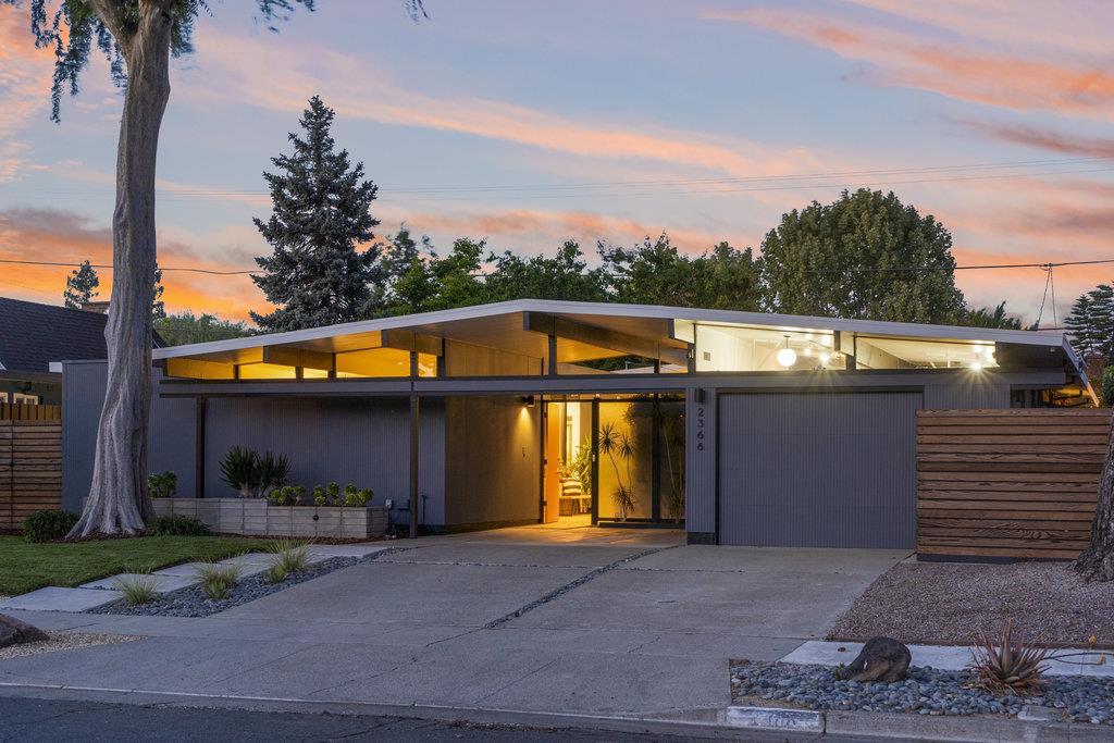 Detail Gallery Image 45 of 62 For 2366 Fairglen Dr, San Jose,  CA 95125 - 4 Beds | 2 Baths
