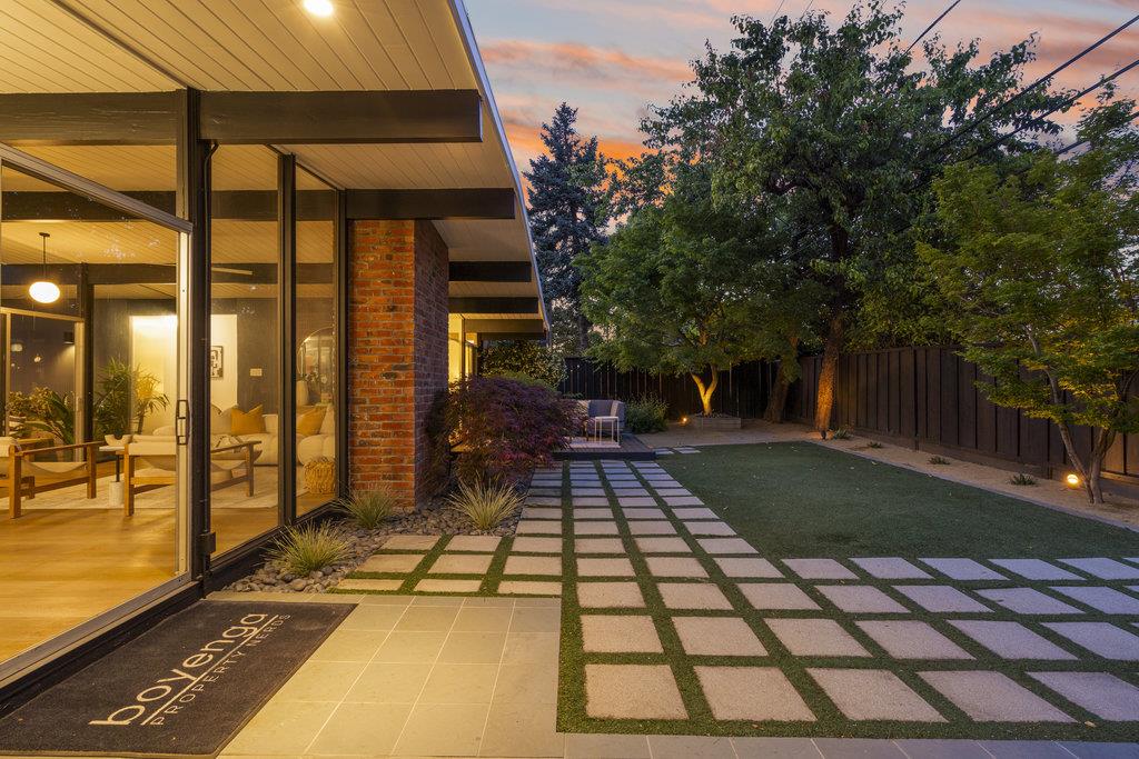 Detail Gallery Image 54 of 62 For 2366 Fairglen Dr, San Jose,  CA 95125 - 4 Beds | 2 Baths