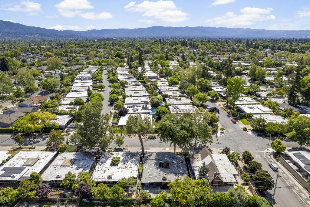 Detail Gallery Image 57 of 62 For 2366 Fairglen Dr, San Jose,  CA 95125 - 4 Beds | 2 Baths