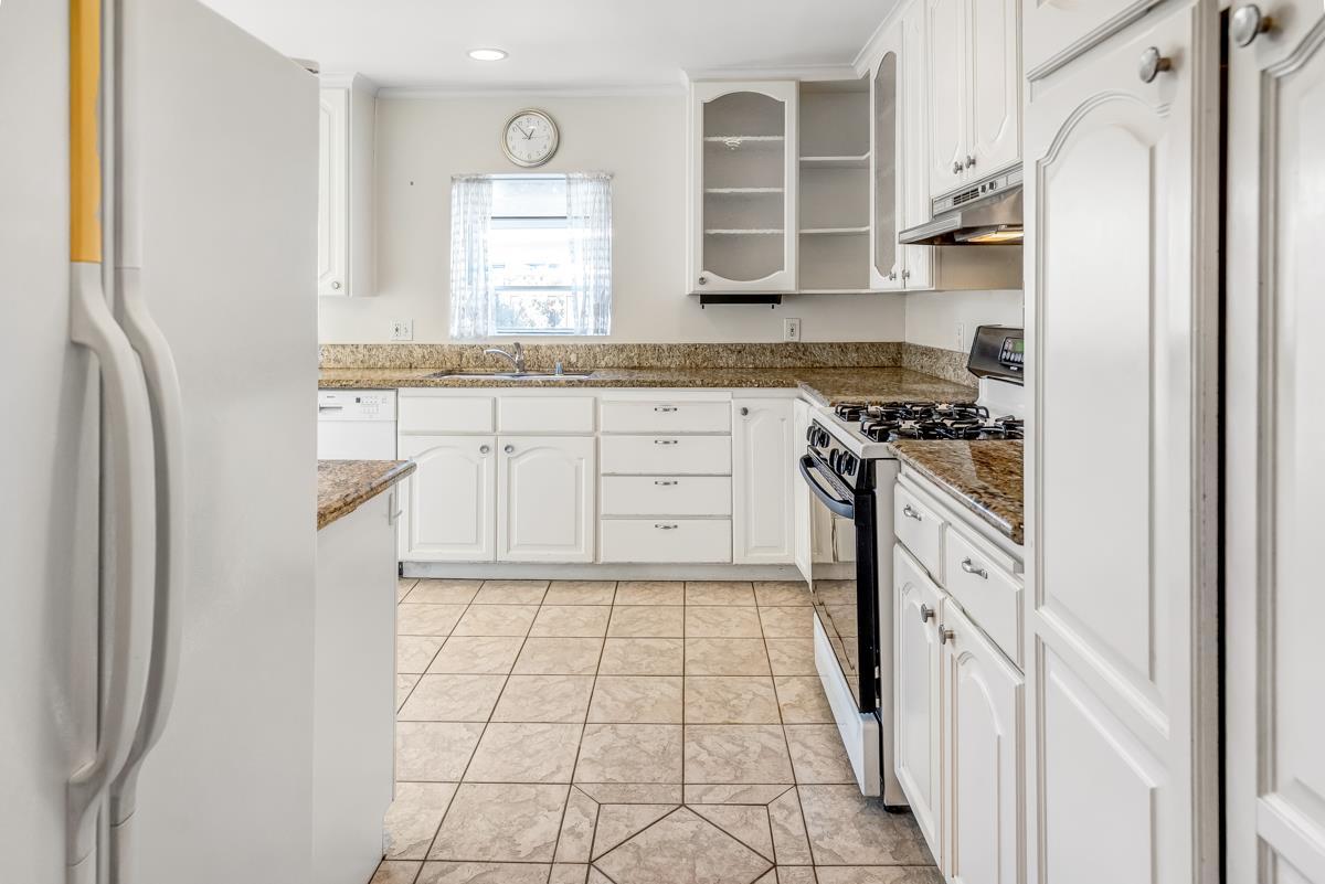 Detail Gallery Image 31 of 50 For 542 Topaz St, Redwood City,  CA 94062 - 3 Beds | 2 Baths