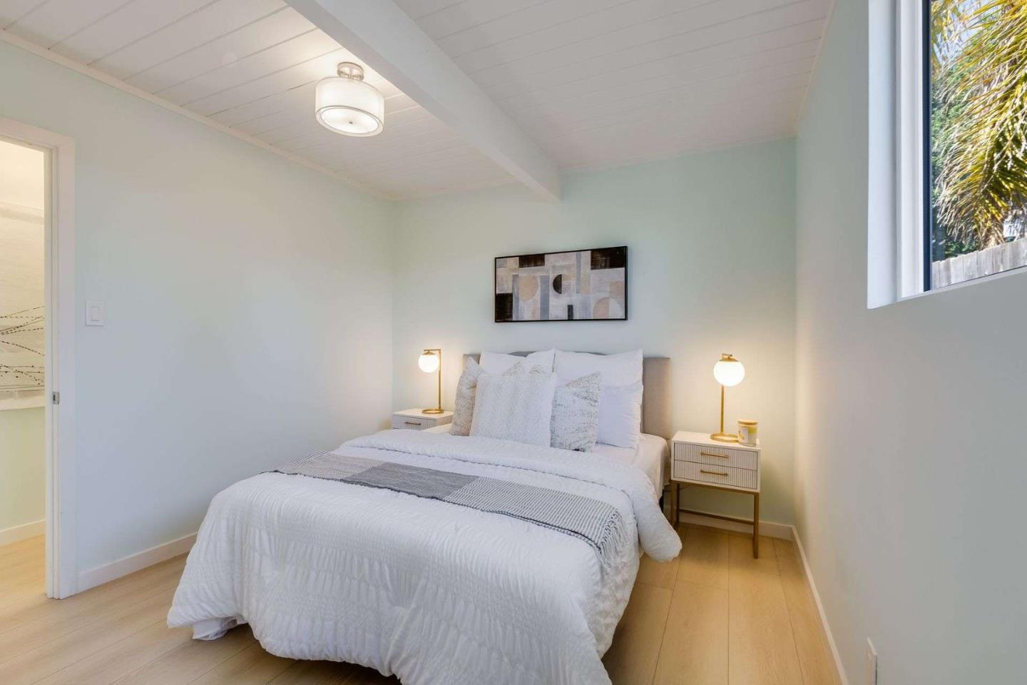 Detail Gallery Image 15 of 32 For 1615 Wolfe Dr, San Mateo,  CA 94402 - 4 Beds | 2 Baths