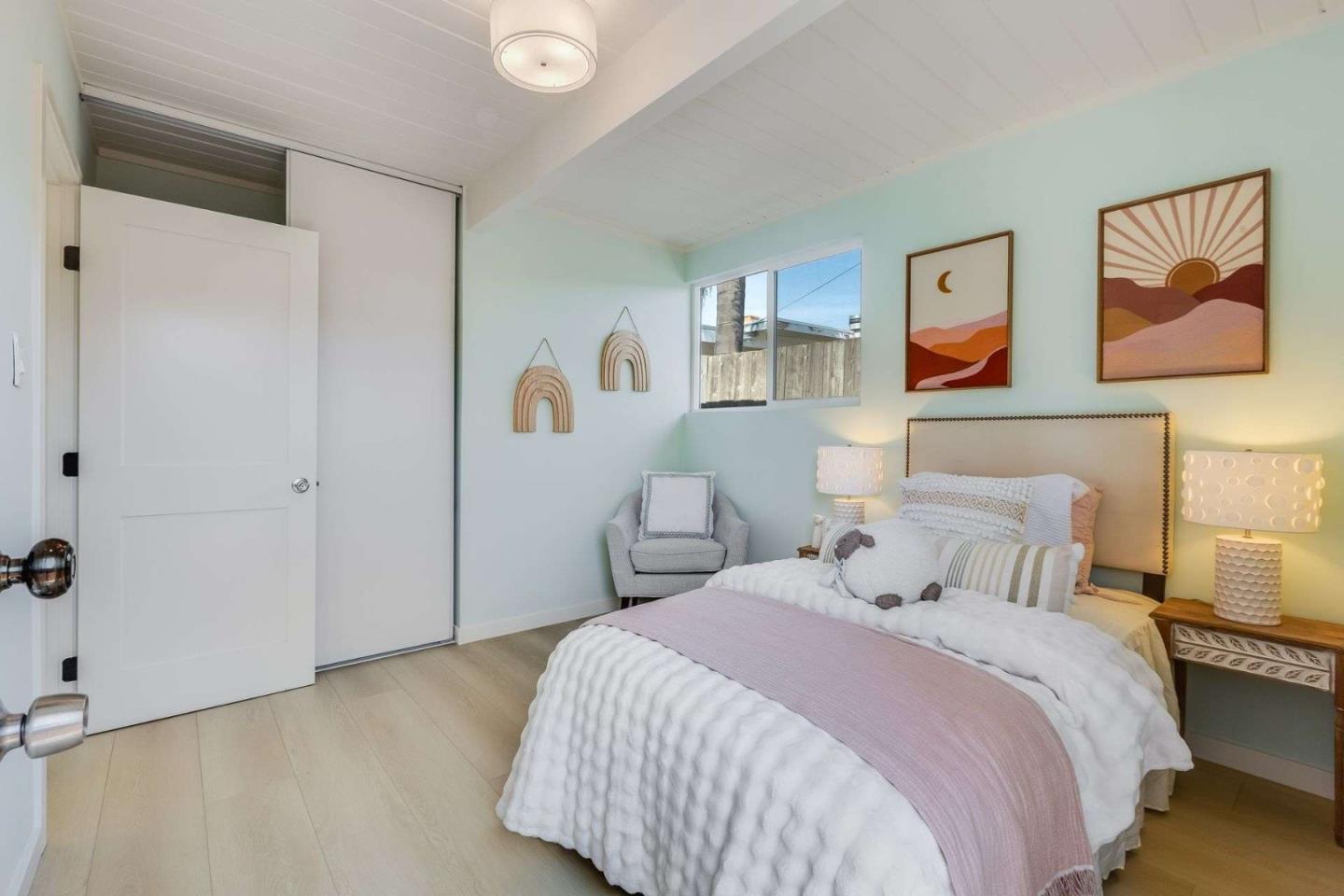 Detail Gallery Image 17 of 32 For 1615 Wolfe Dr, San Mateo,  CA 94402 - 4 Beds | 2 Baths