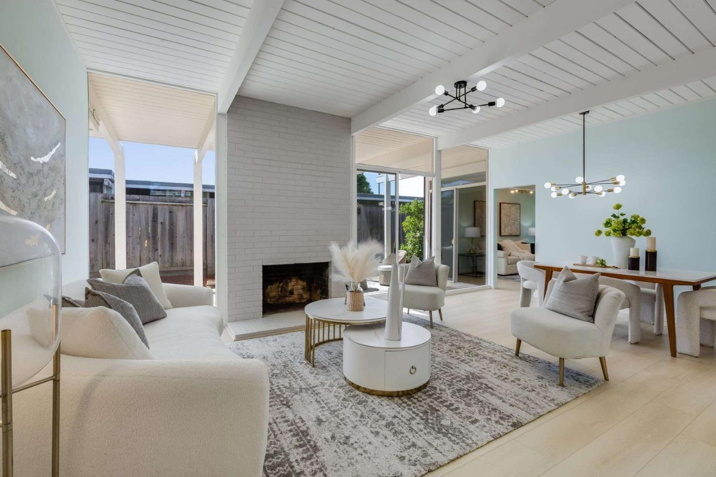 Detail Gallery Image 4 of 32 For 1615 Wolfe Dr, San Mateo,  CA 94402 - 4 Beds | 2 Baths