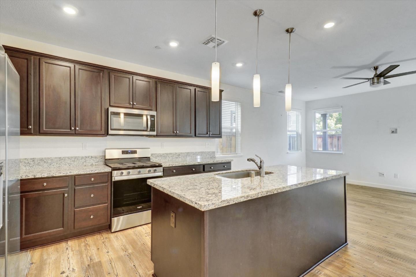 Detail Gallery Image 13 of 57 For 1880 Orfanos Ranch Dr, Brentwood,  CA 94513 - 4 Beds | 3 Baths