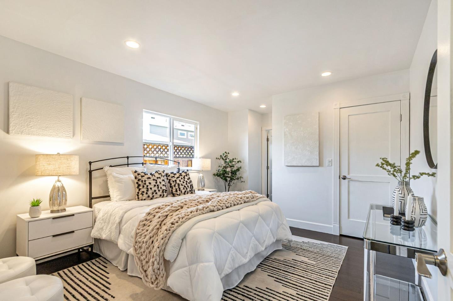Detail Gallery Image 15 of 43 For 770 N 16th St, San Jose,  CA 95112 - 3 Beds | 3 Baths