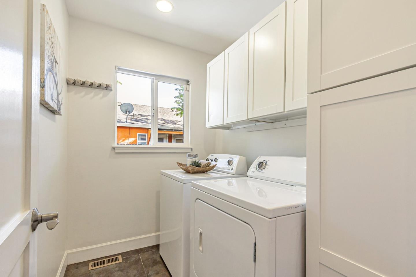 Detail Gallery Image 24 of 43 For 770 N 16th St, San Jose,  CA 95112 - 3 Beds | 3 Baths