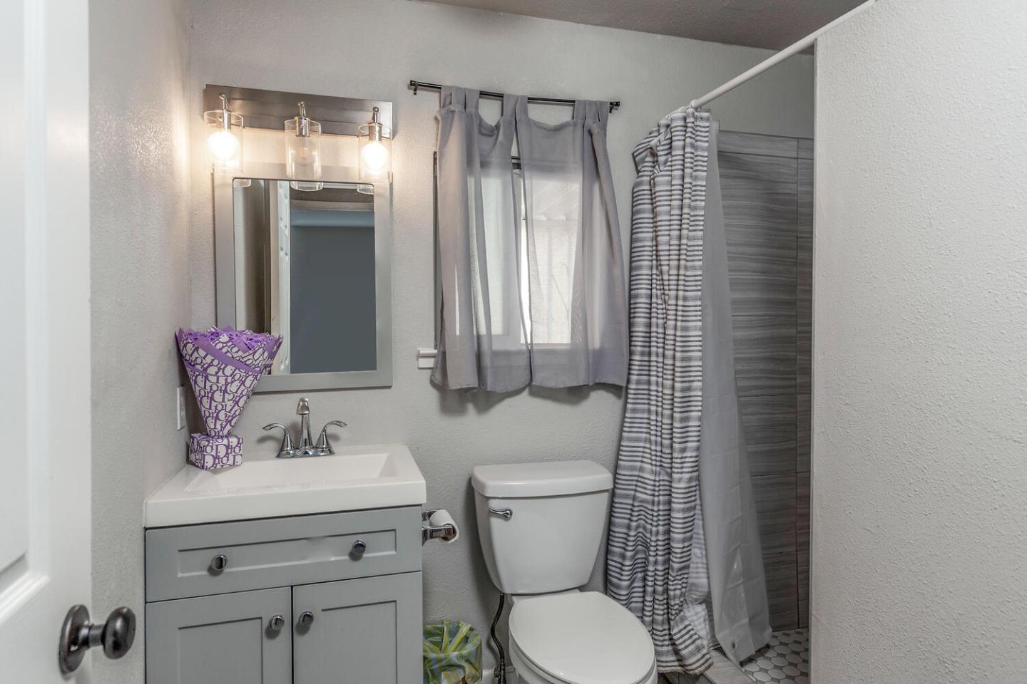 Detail Gallery Image 20 of 29 For 3320 Del Monte Blvd #23,  Marina,  CA 93933 - 3 Beds | 2 Baths