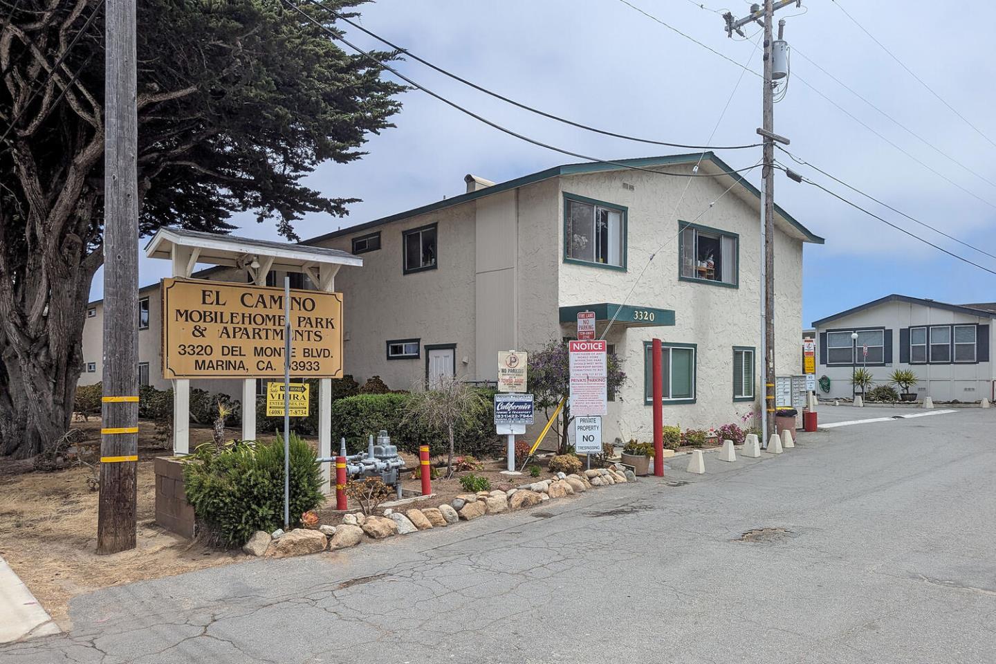 Detail Gallery Image 27 of 29 For 3320 Del Monte Blvd #23,  Marina,  CA 93933 - 3 Beds | 2 Baths