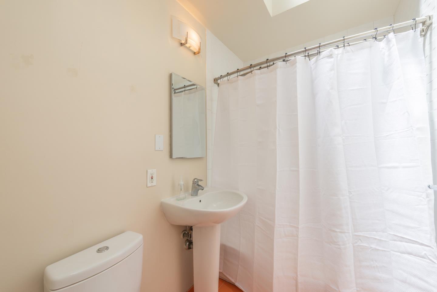 Detail Gallery Image 19 of 72 For 359 Harkness Ave, San Francisco,  CA 94134 - 3 Beds | 2 Baths