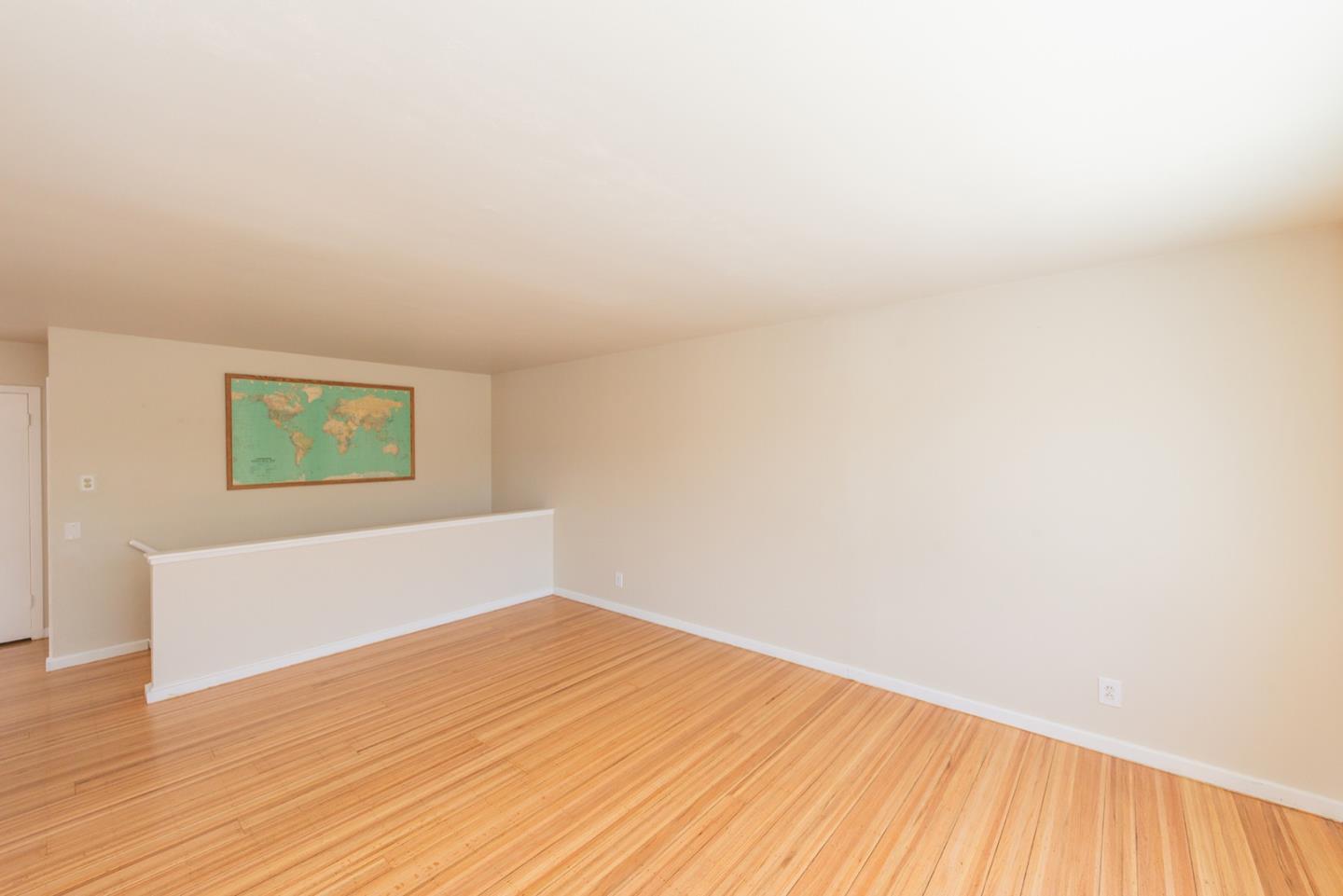 Detail Gallery Image 5 of 72 For 359 Harkness Ave, San Francisco,  CA 94134 - 3 Beds | 2 Baths