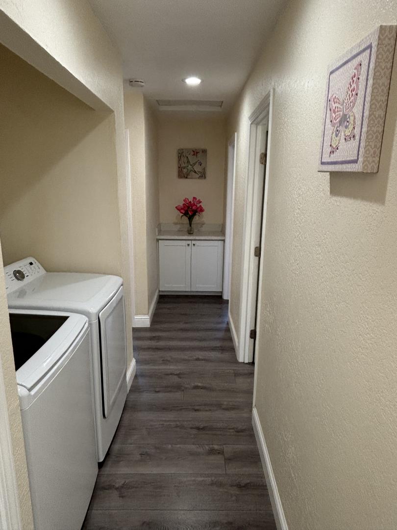 Detail Gallery Image 14 of 21 For 686 Webster Dr, San Jose,  CA 95133 - 4 Beds | 2 Baths