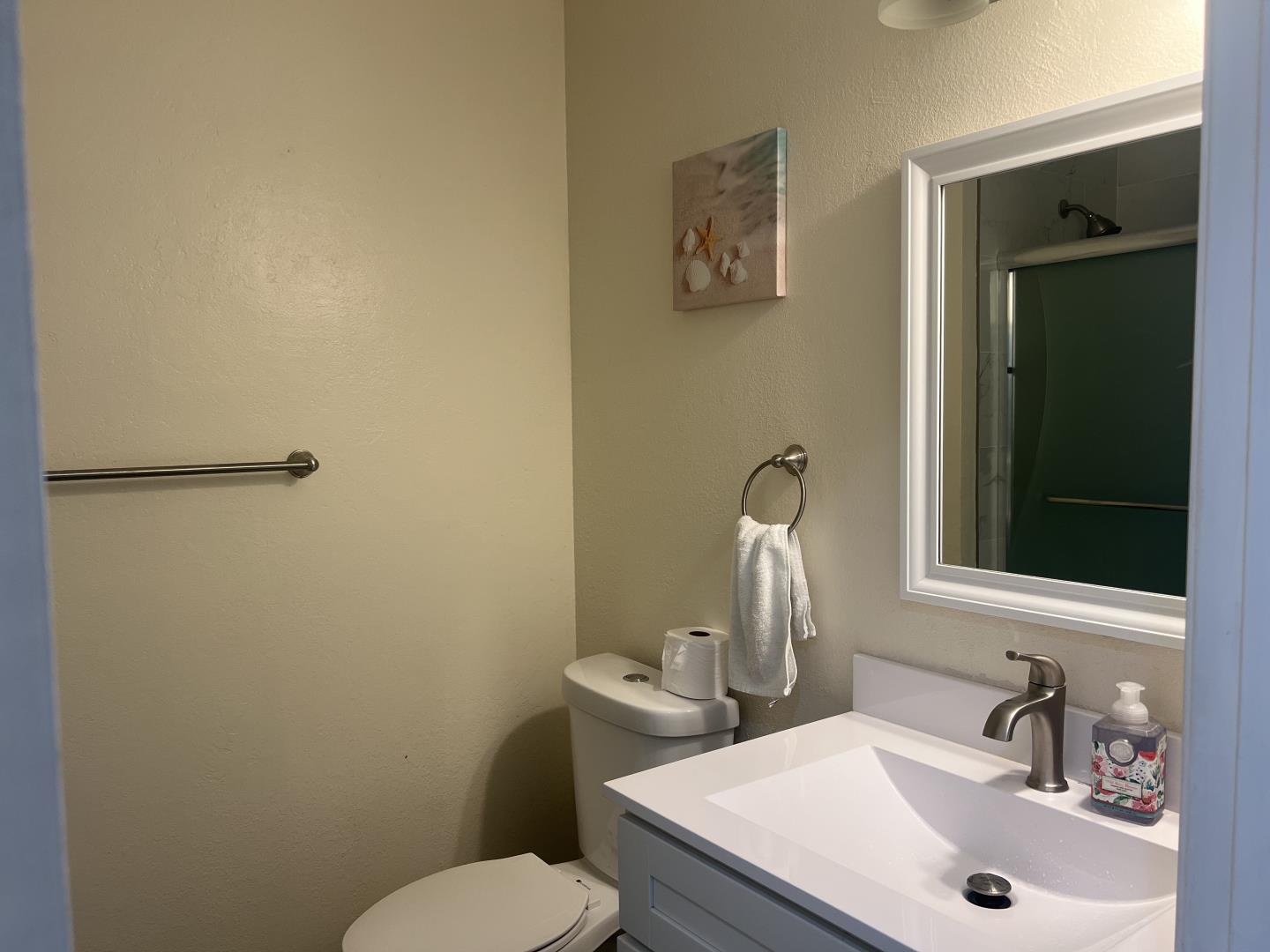 Detail Gallery Image 15 of 21 For 686 Webster Dr, San Jose,  CA 95133 - 4 Beds | 2 Baths