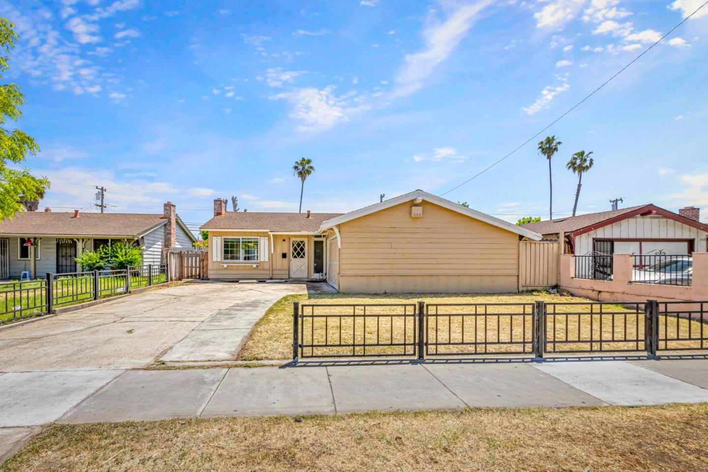 Detail Gallery Image 4 of 33 For 1926 Story Rd, San Jose,  CA 95122 - 3 Beds | 2 Baths