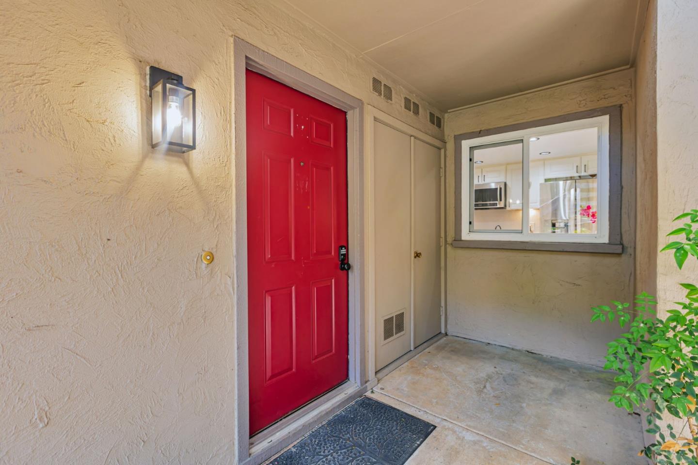 Detail Gallery Image 2 of 33 For 891 W California Ave #M,  Sunnyvale,  CA 94086 - 2 Beds | 1/1 Baths